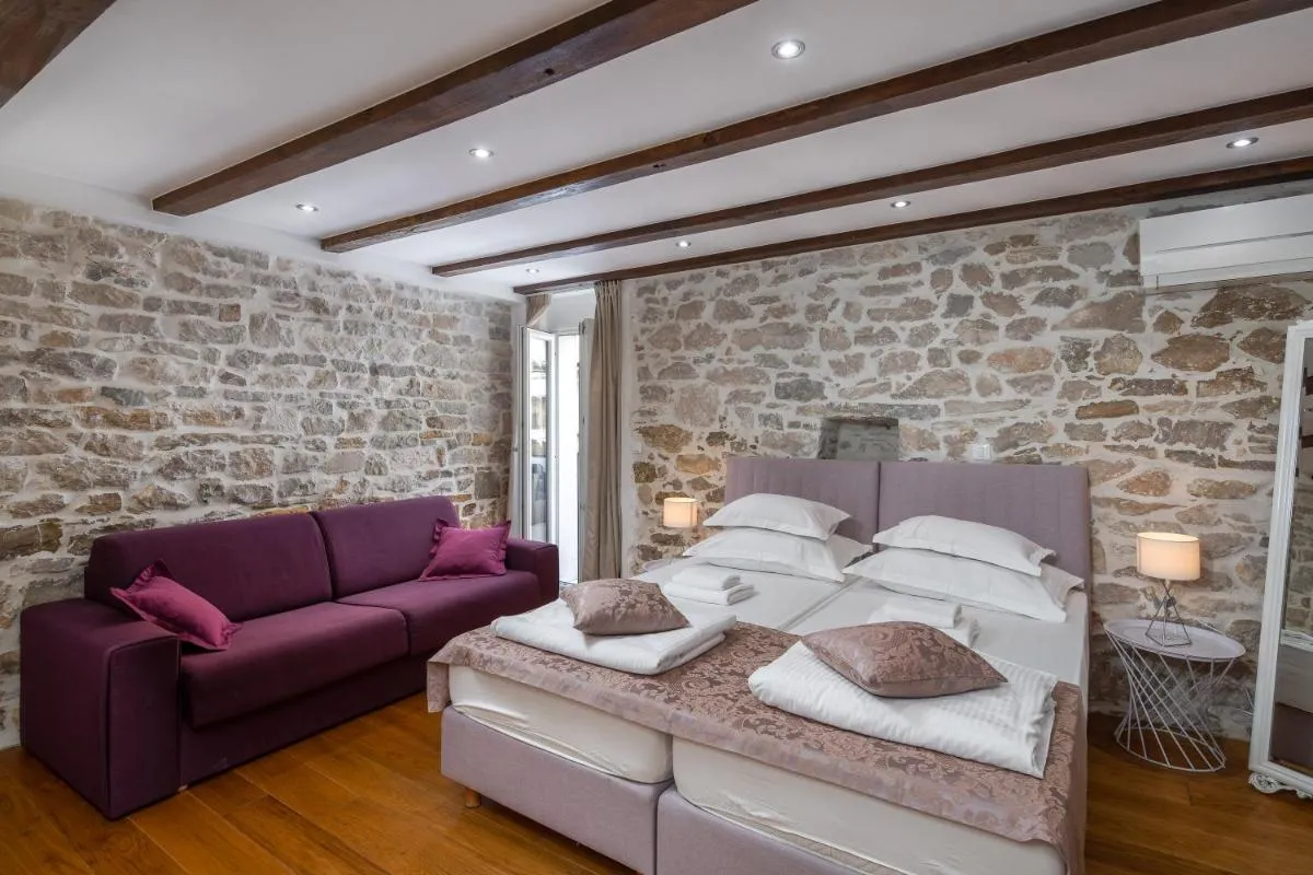Image 6 of 2 – luxury studio with terrace in heart of Split