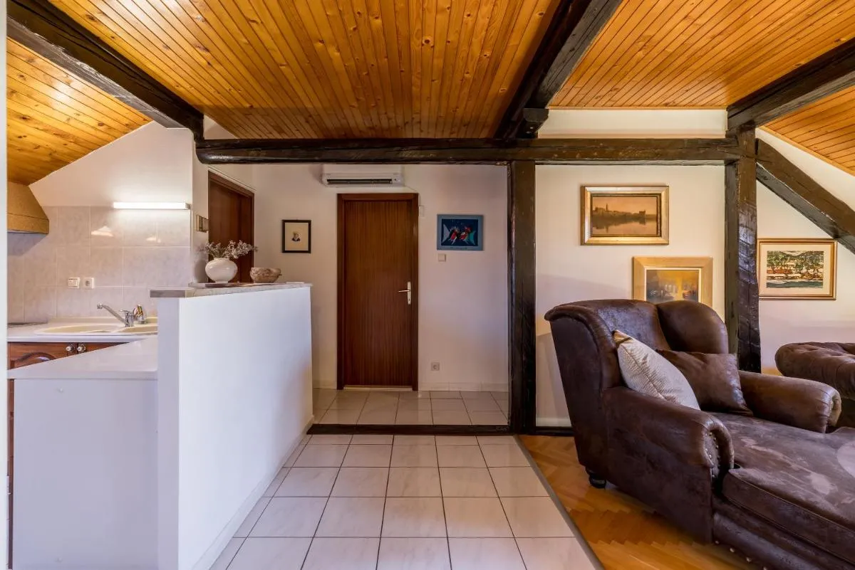 Image 6 of Amorina apartment
