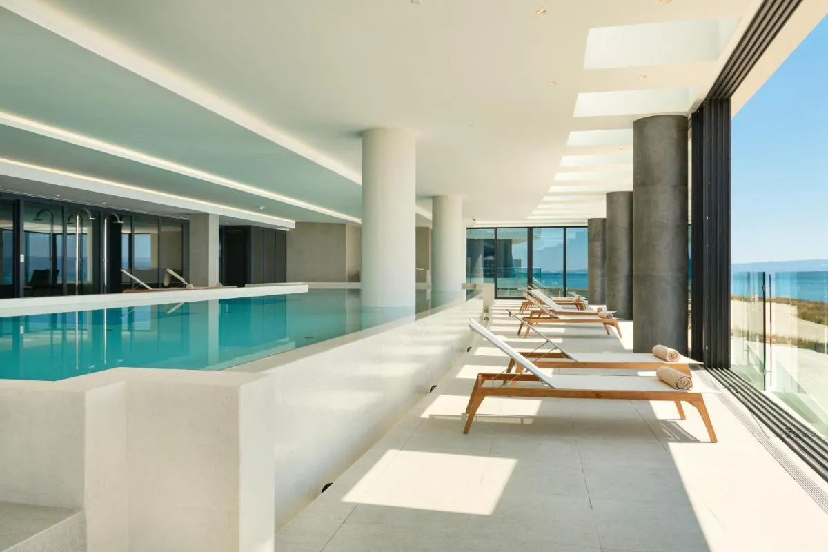 Image 2 of Amphora Hotel