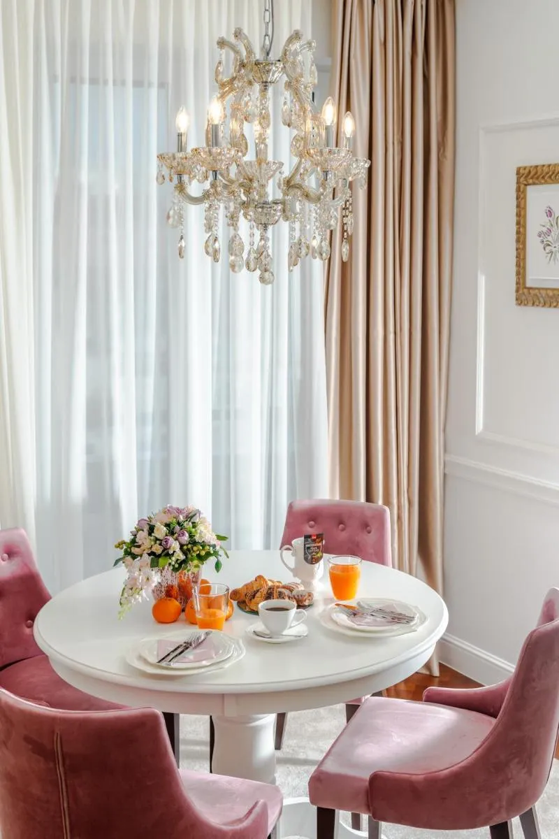 Image 3 of Ann Luxury Rooms