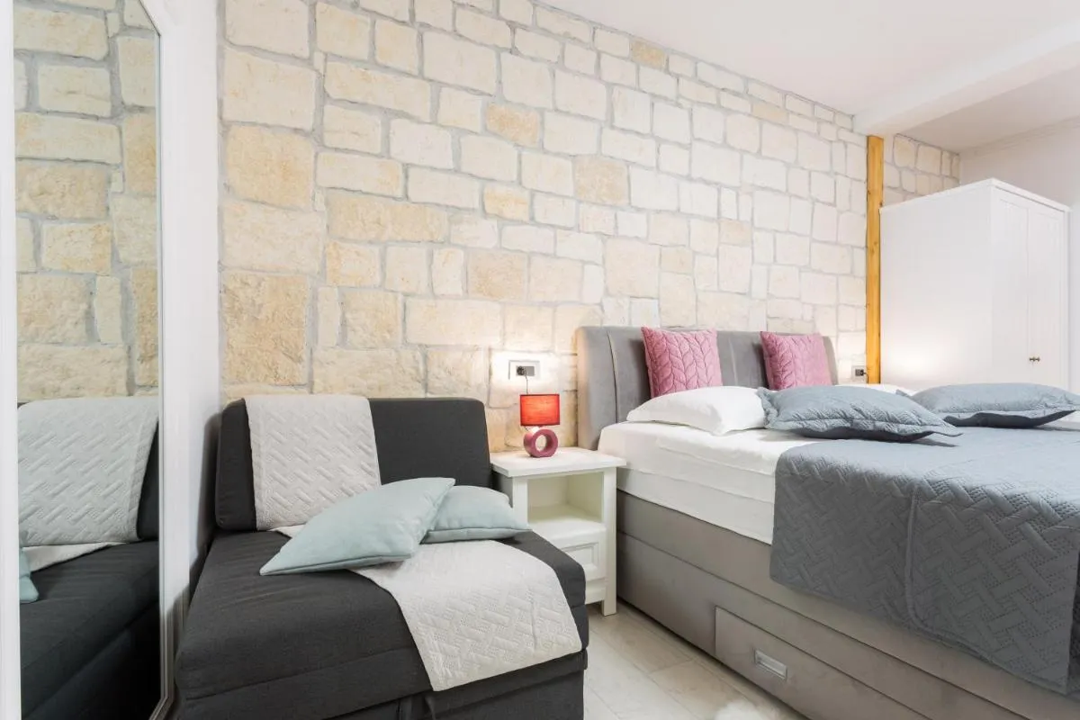 Image 1 of Apartman Arbol