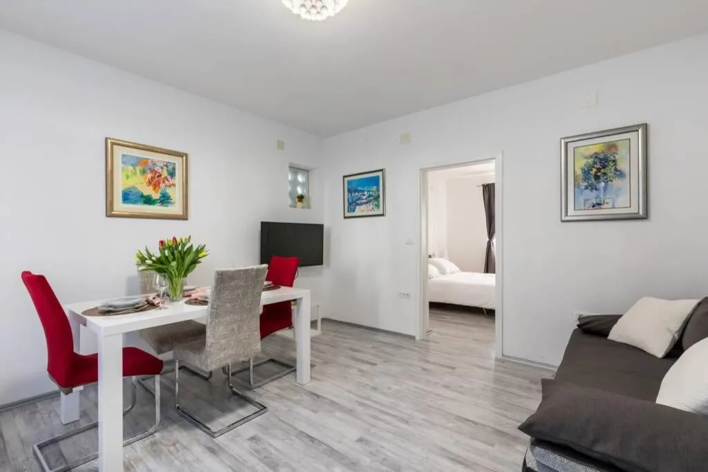 Image 4 of Apartman BUKI ****