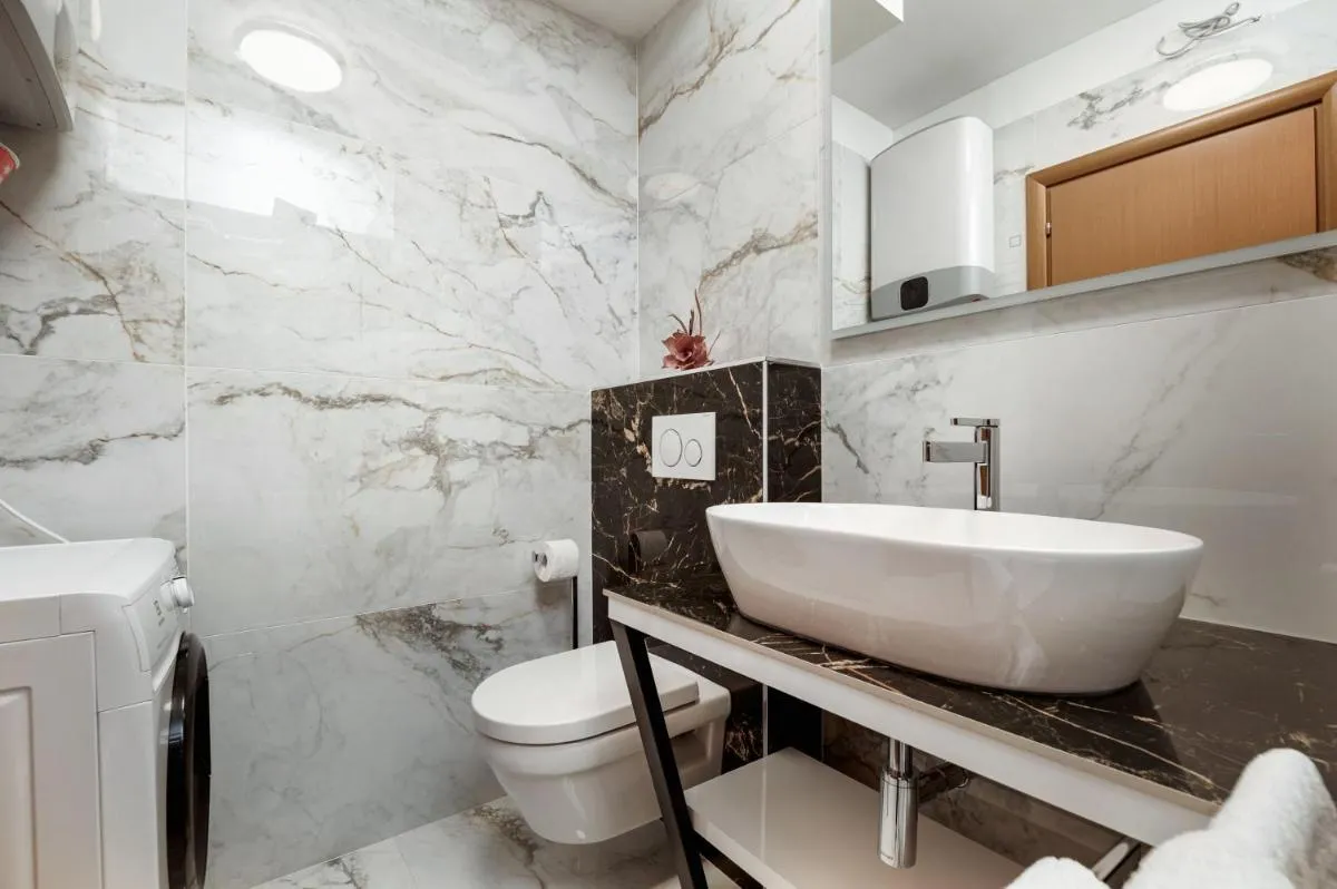 Image 2 of Apartman No 15