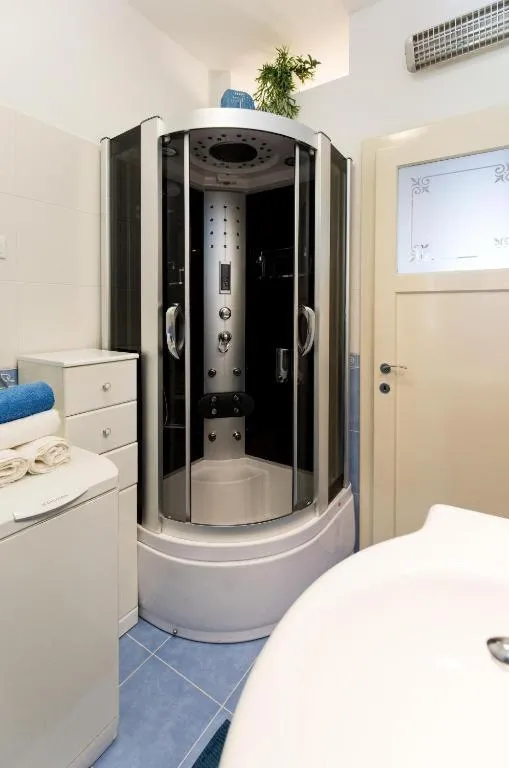 Image 4 of Apartman Tea