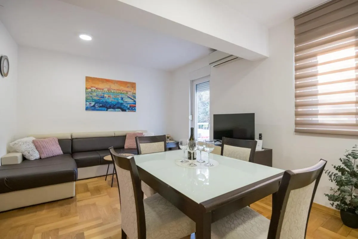 Image 2 of Apartman Vita Split