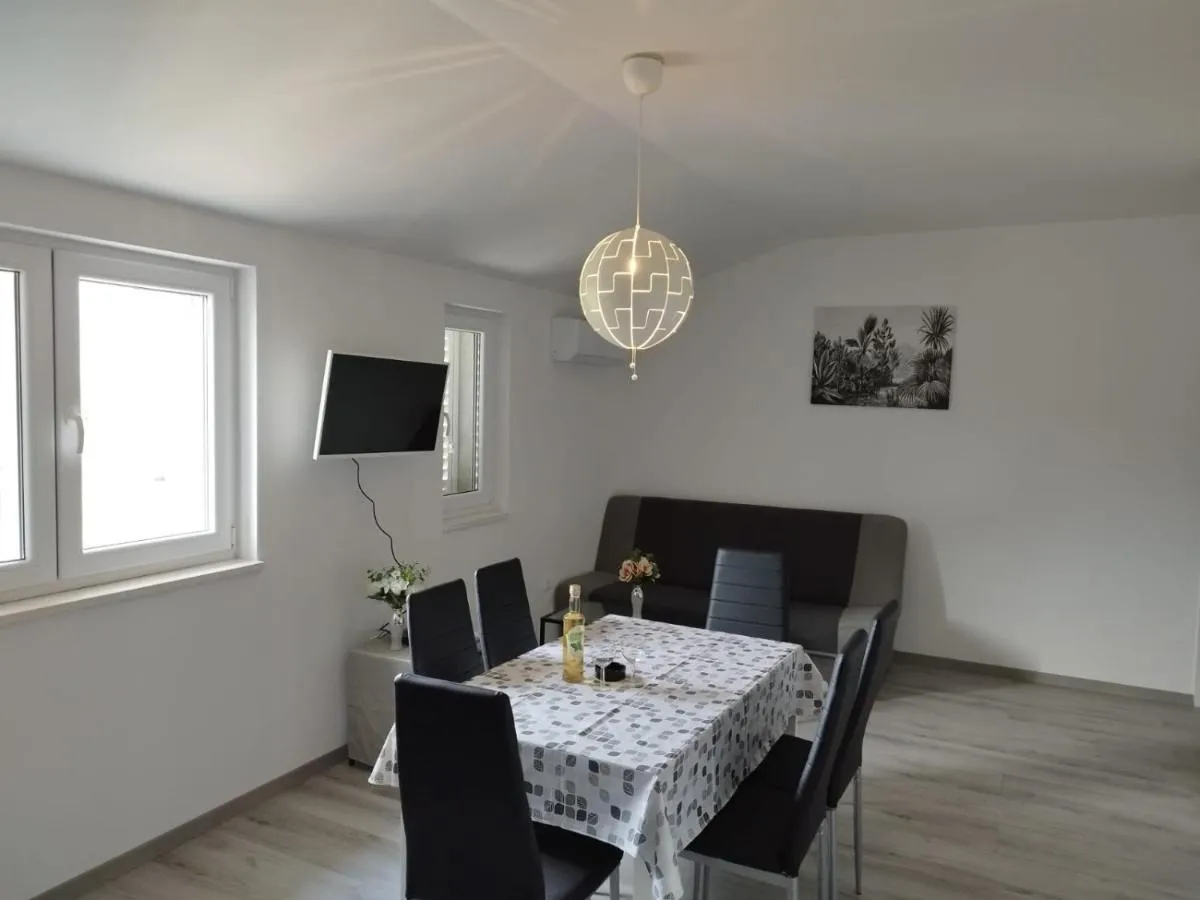 Image 2 of Apartmani Triva 1