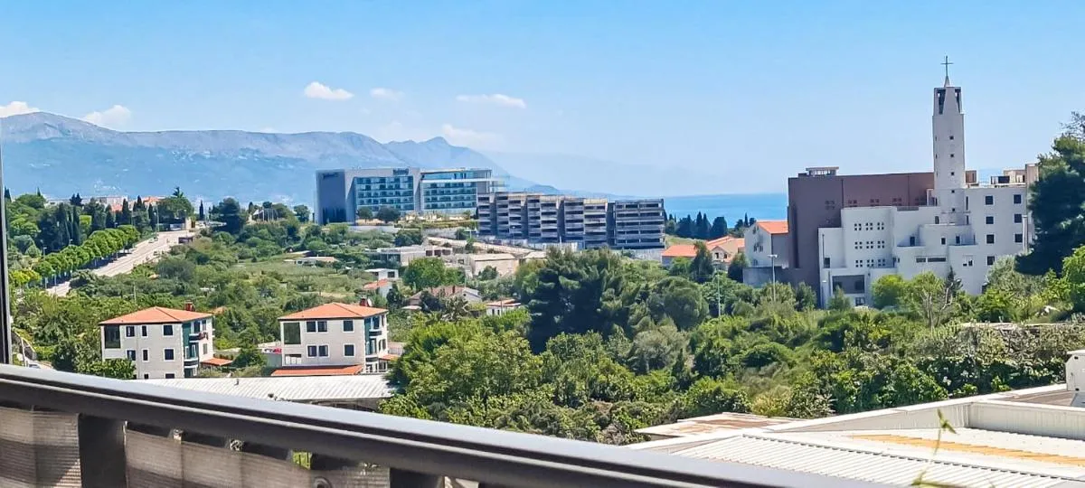 Image 1 of Apartment Azure *CLOSE TO THE BEACH