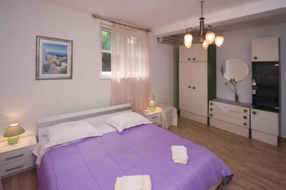 Image 5 of Apartment Brane