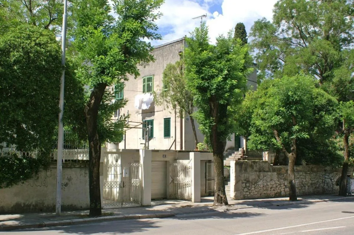 Image 4 of Apartment Brane