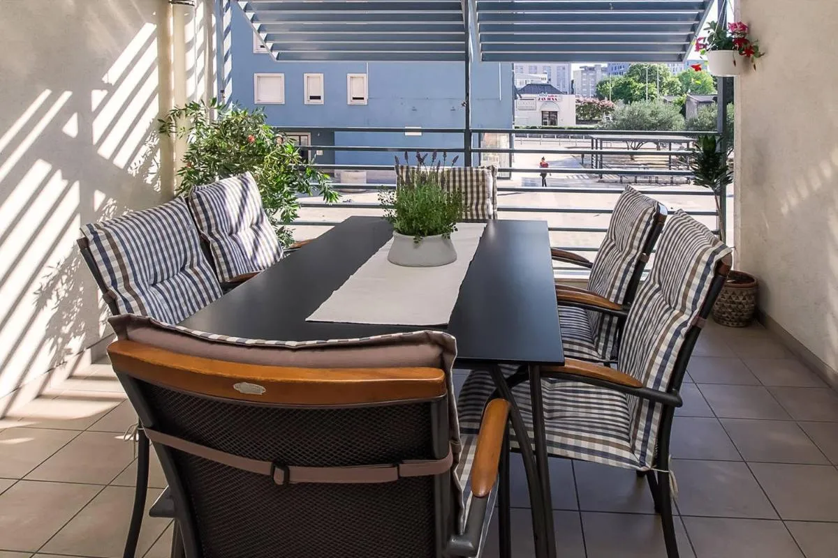 Image 3 of Apartment Bucka