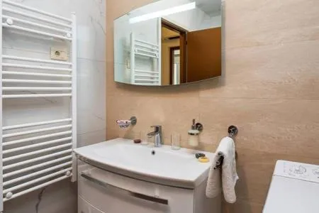 Image 2 of Apartment Bucka