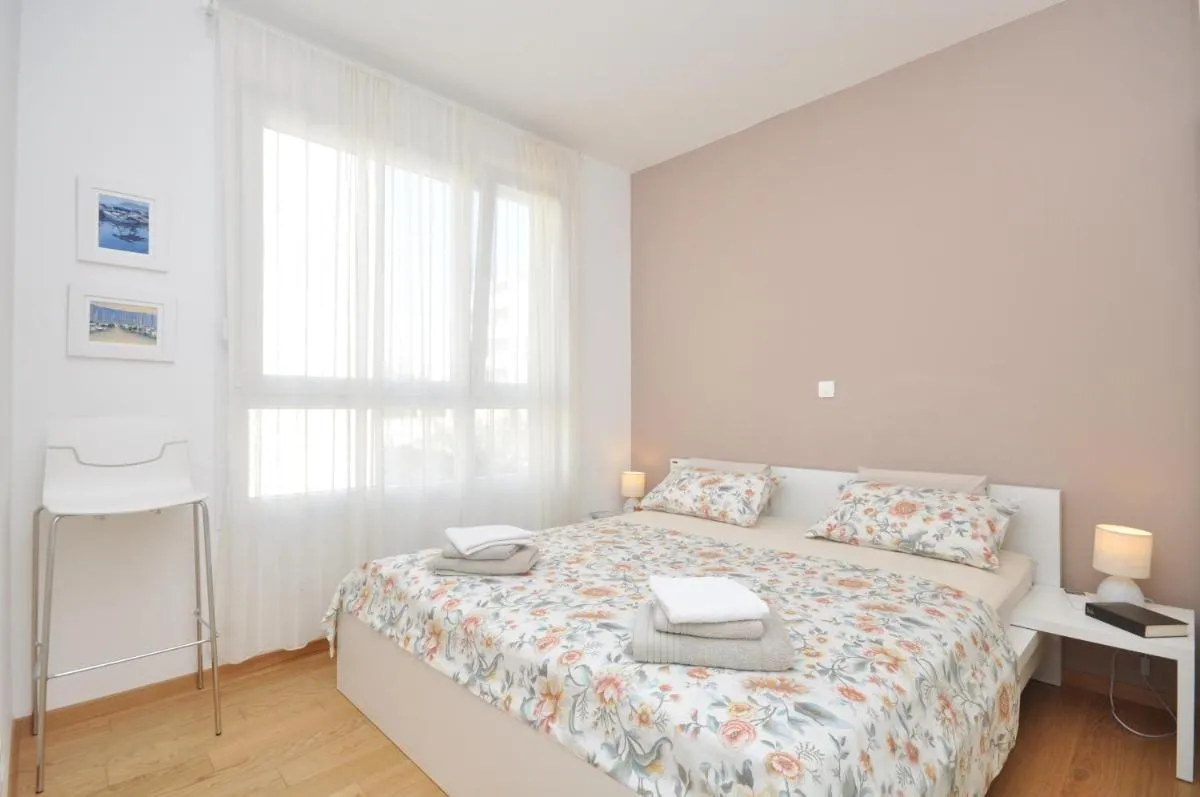 Image 1 of Apartment Carmen, Žnjan, Split