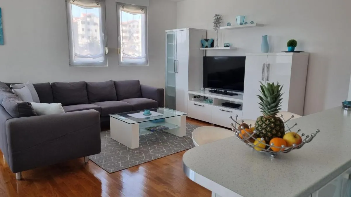 Image of Apartment Domino