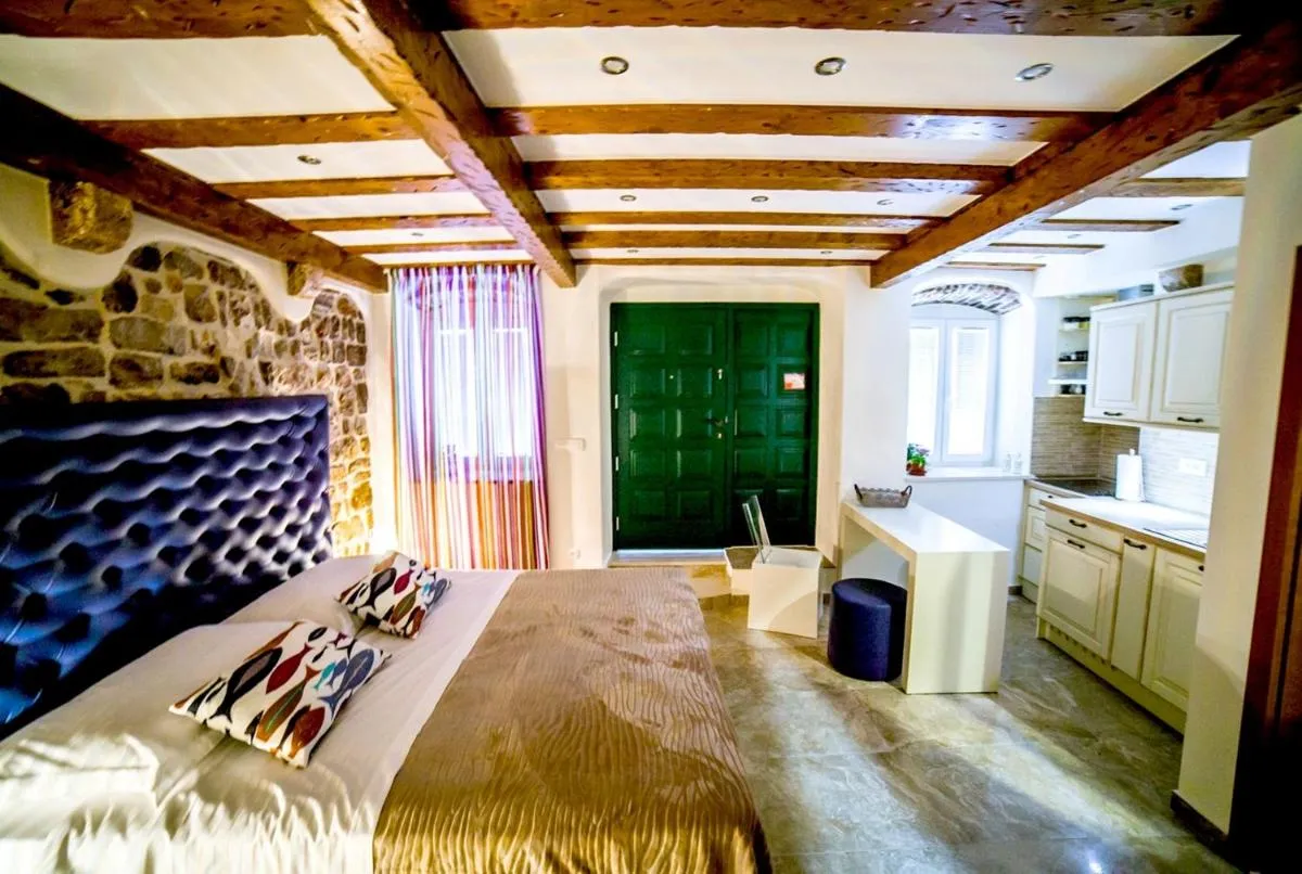 Image 3 of Apartment Genius Loci
