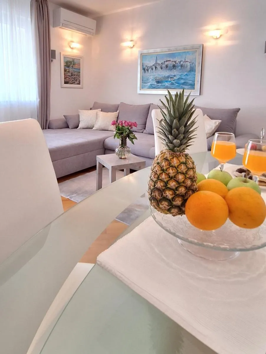Image 5 of Apartment Leona