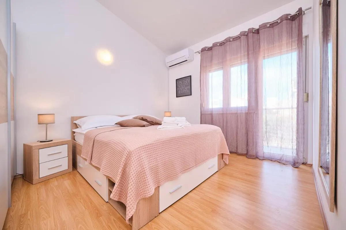 Image 4 of Apartment Mark