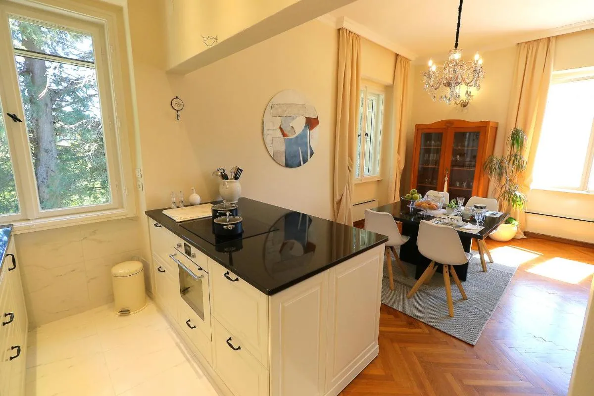 Image 1 of Apartment MiraMare on the beach