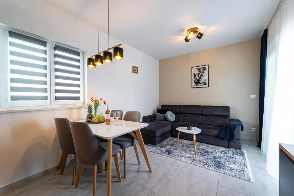 Image 2 of Apartment Natali