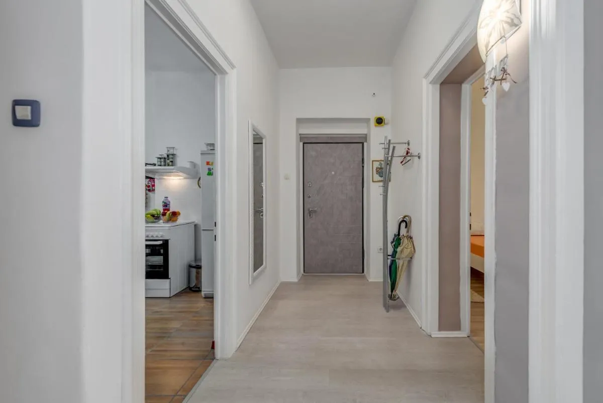 Image 3 of Apartment Pape