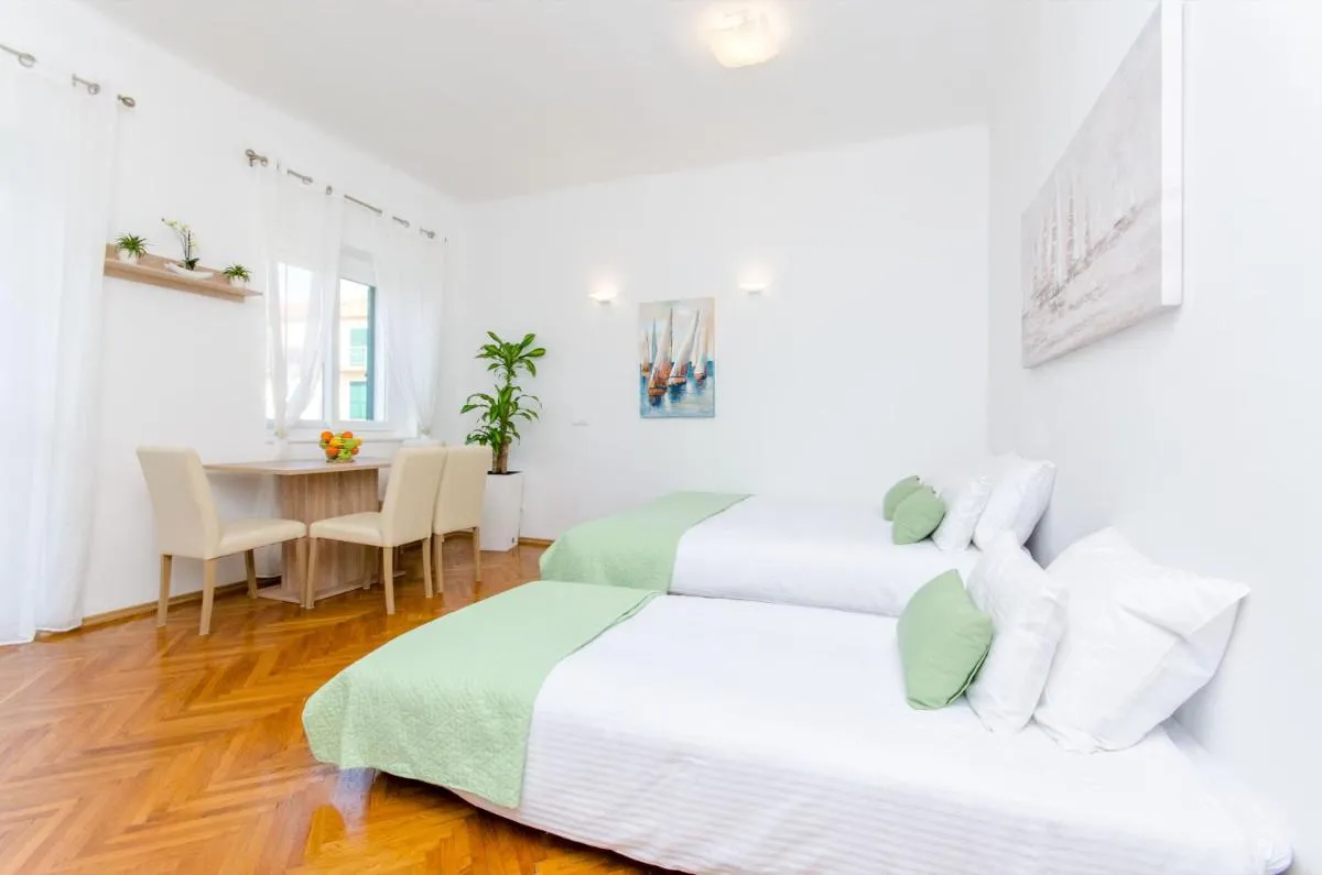 Image 1 of Apartment ”Pomalo”