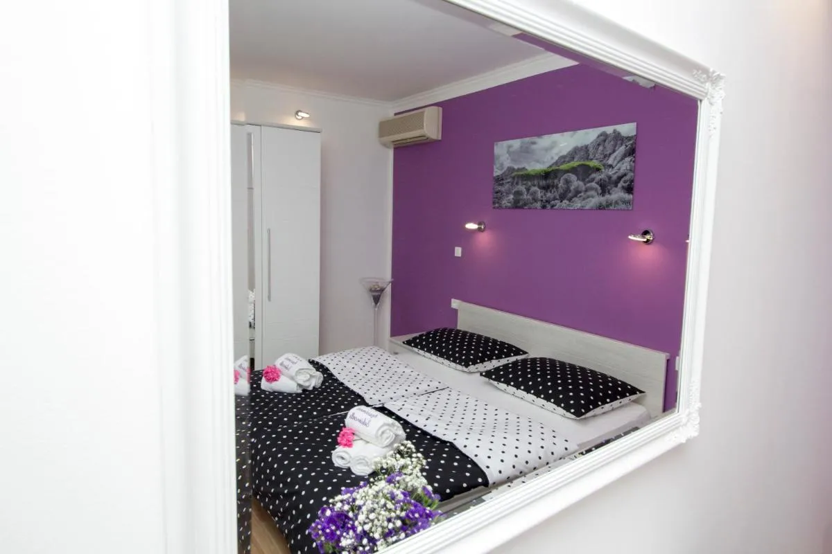 Image 2 of Apartment Sabioncello