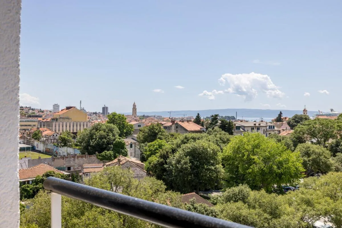 Image 2 of Apartment Splendido with panoramic view – private parking