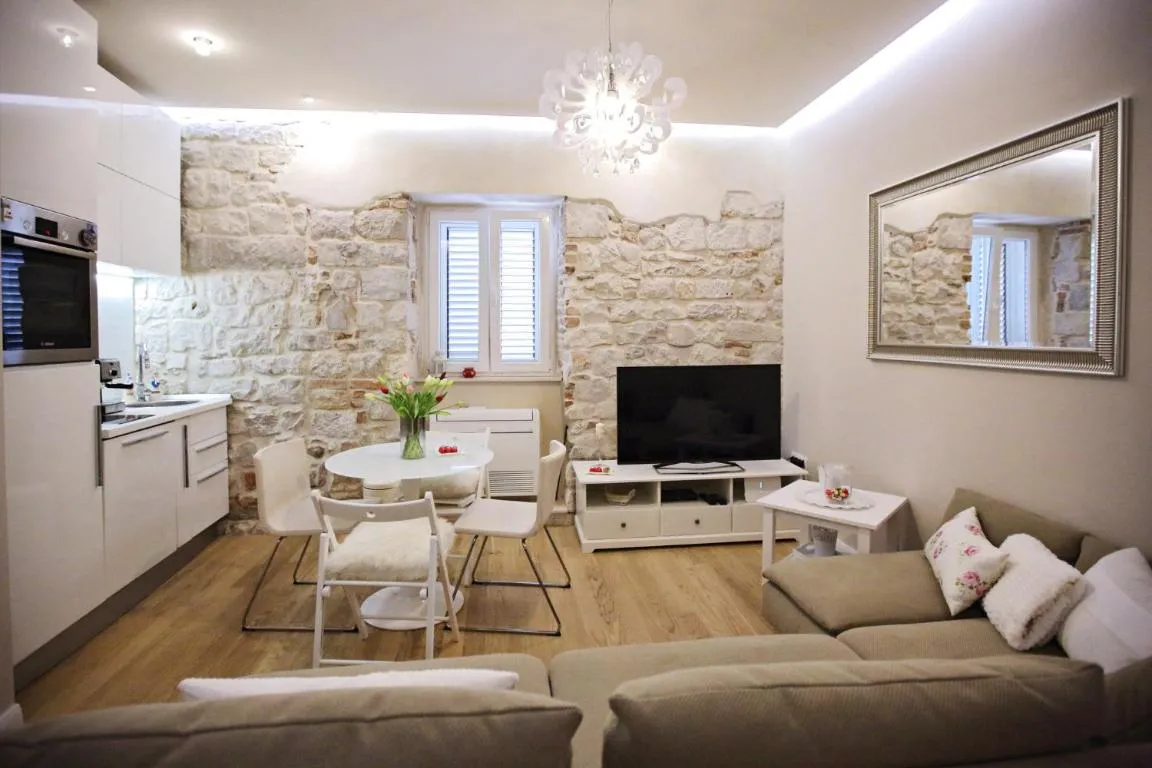 Image of Apartment White Stone – Diocletian Palace