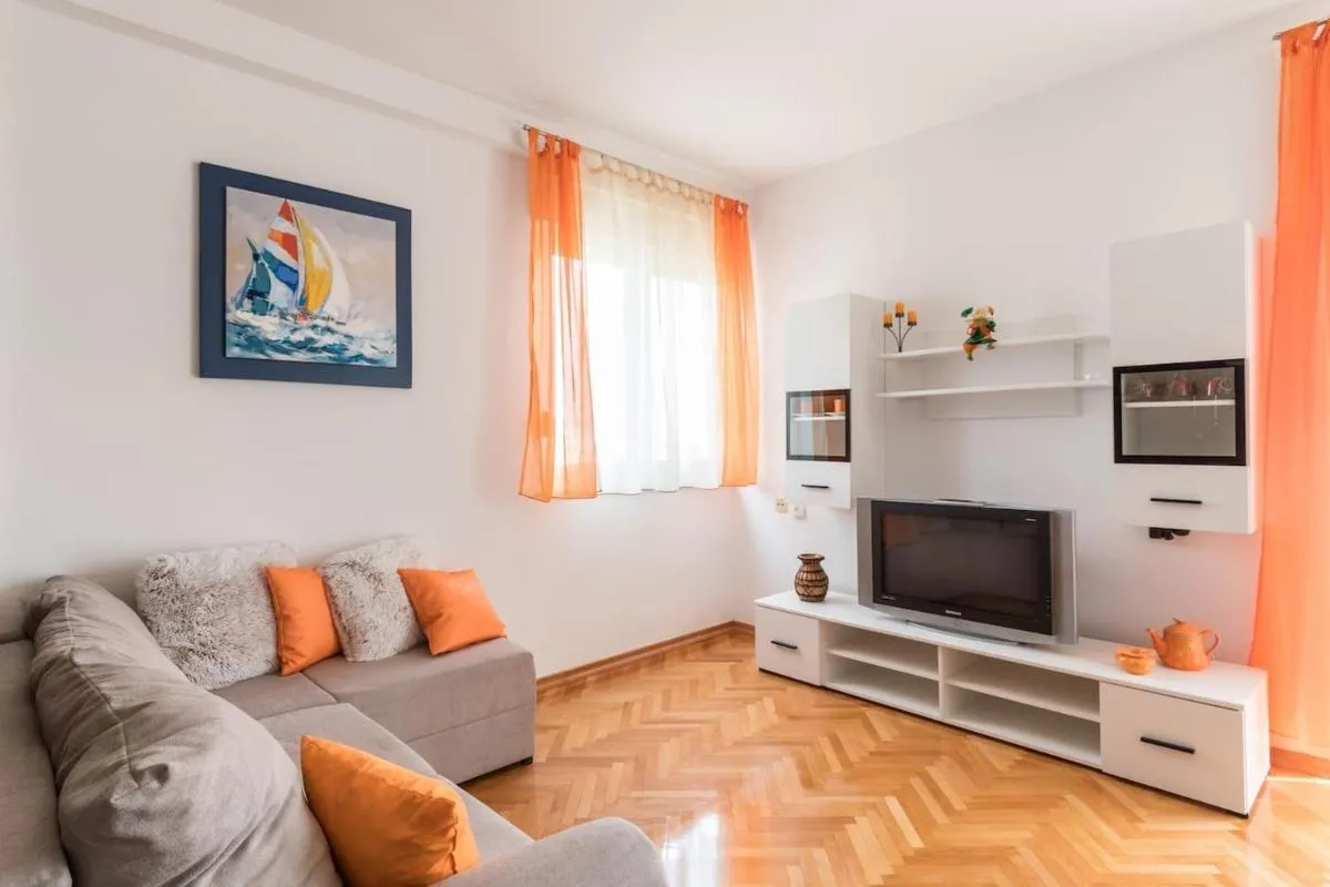 Image 4 of Apartment-center of Split