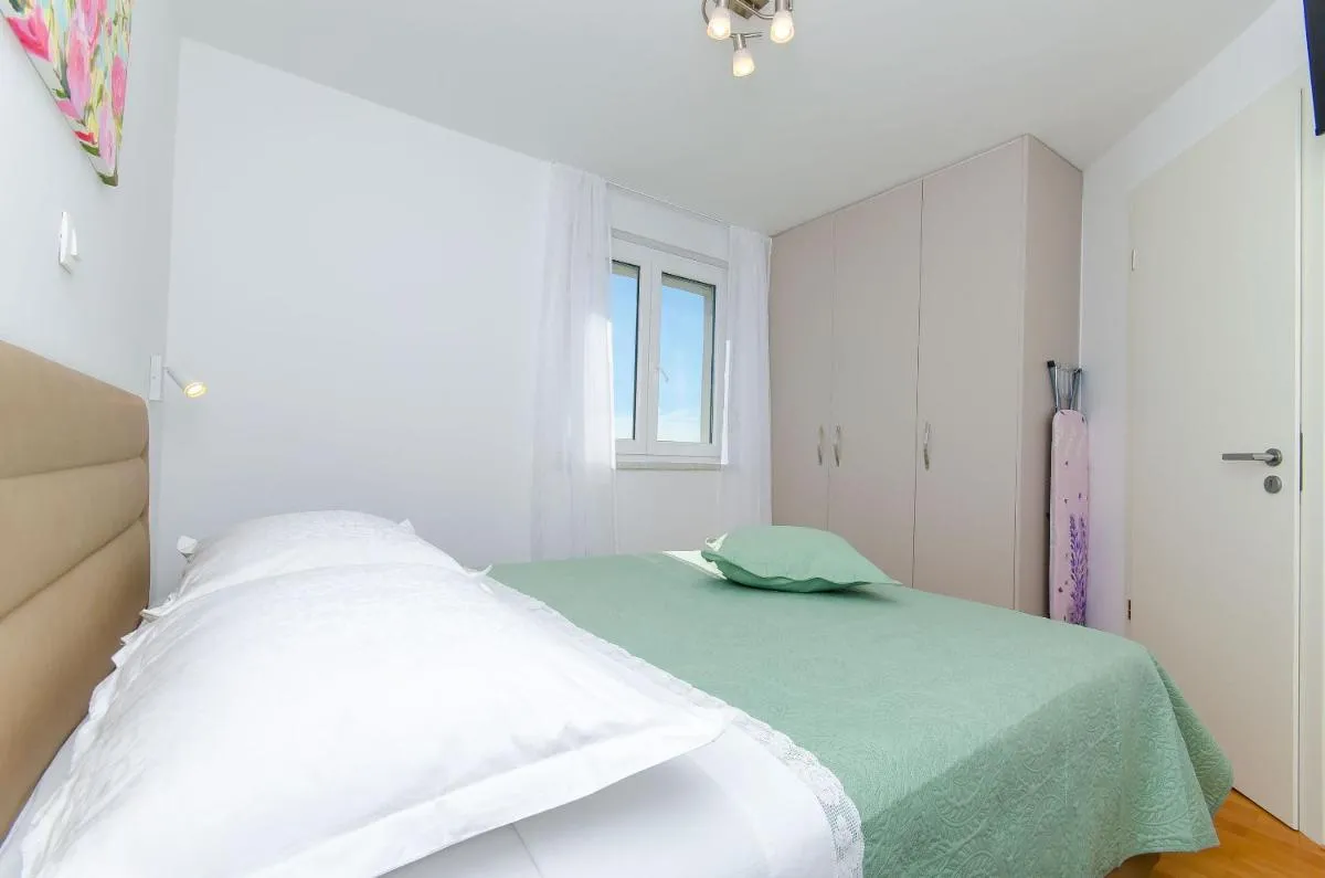 Image 1 of Apartments City View