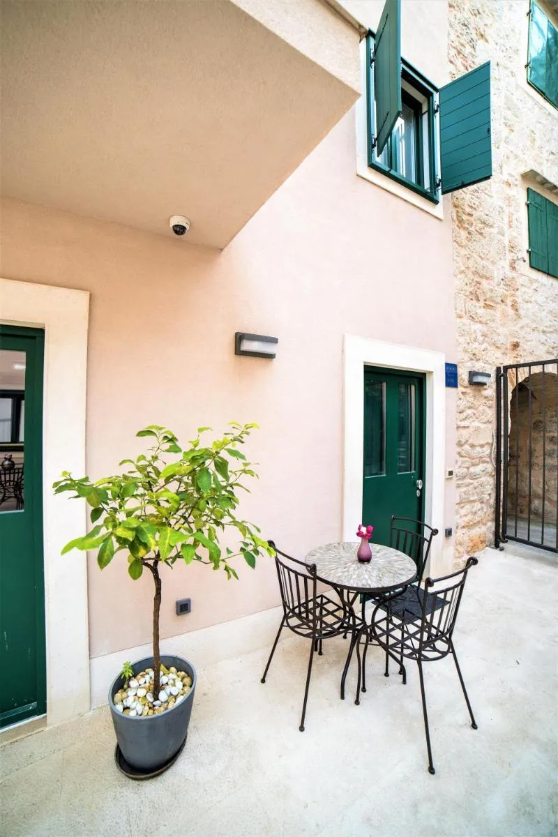 Image 3 of Apartments Korta
