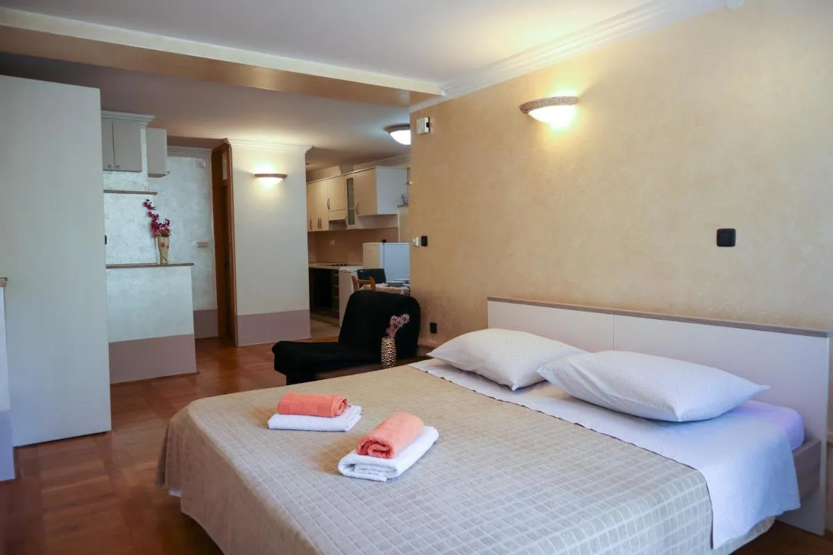 Image 2 of Apartments Okuka