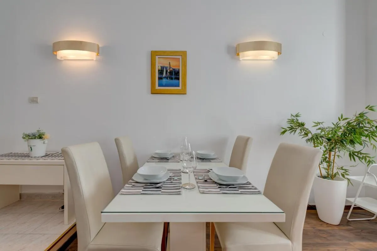 Image 6 of Apartments Riva Lucija