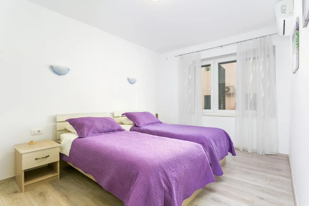 Image 1 of Apartments with WiFi Split – 21804