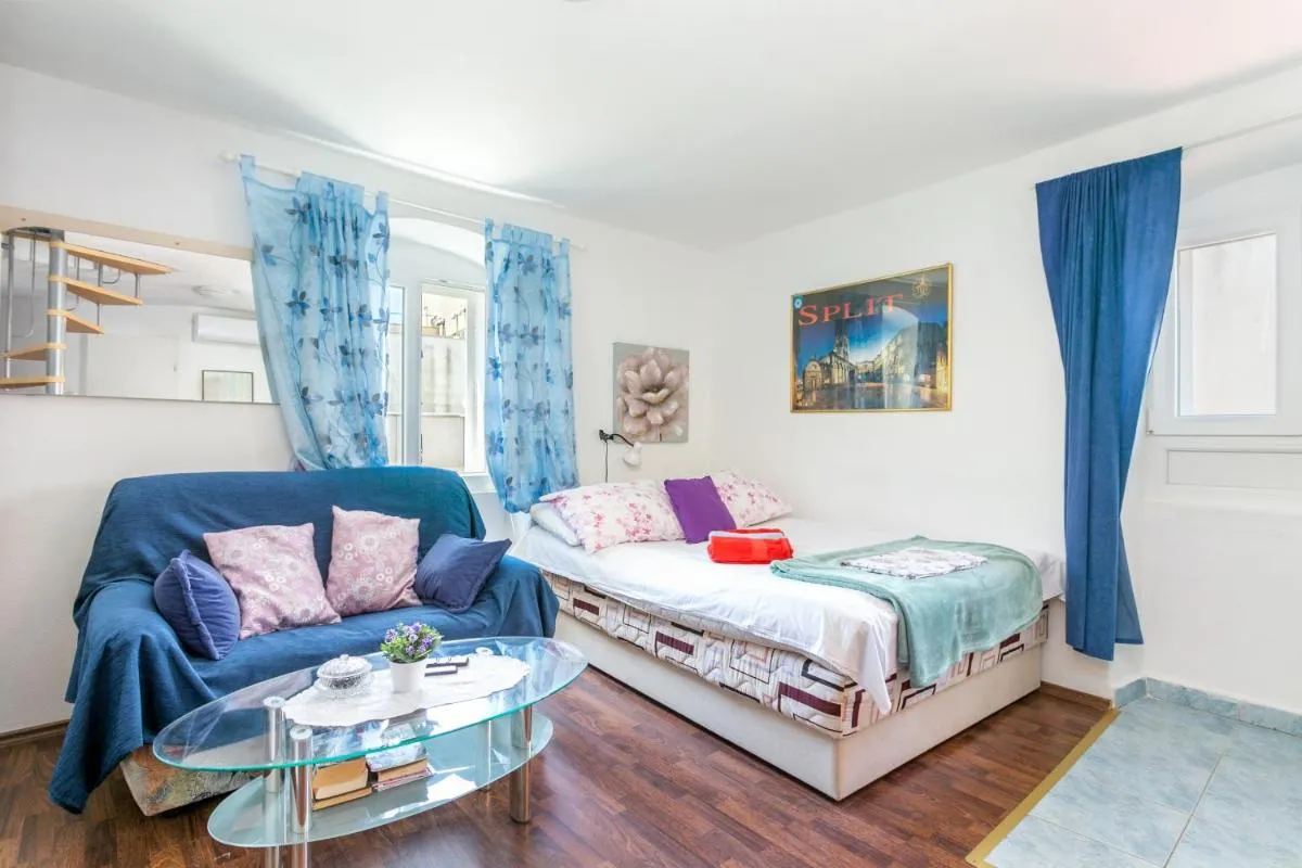 Image 1 of Apartments with WiFi Split – 23450