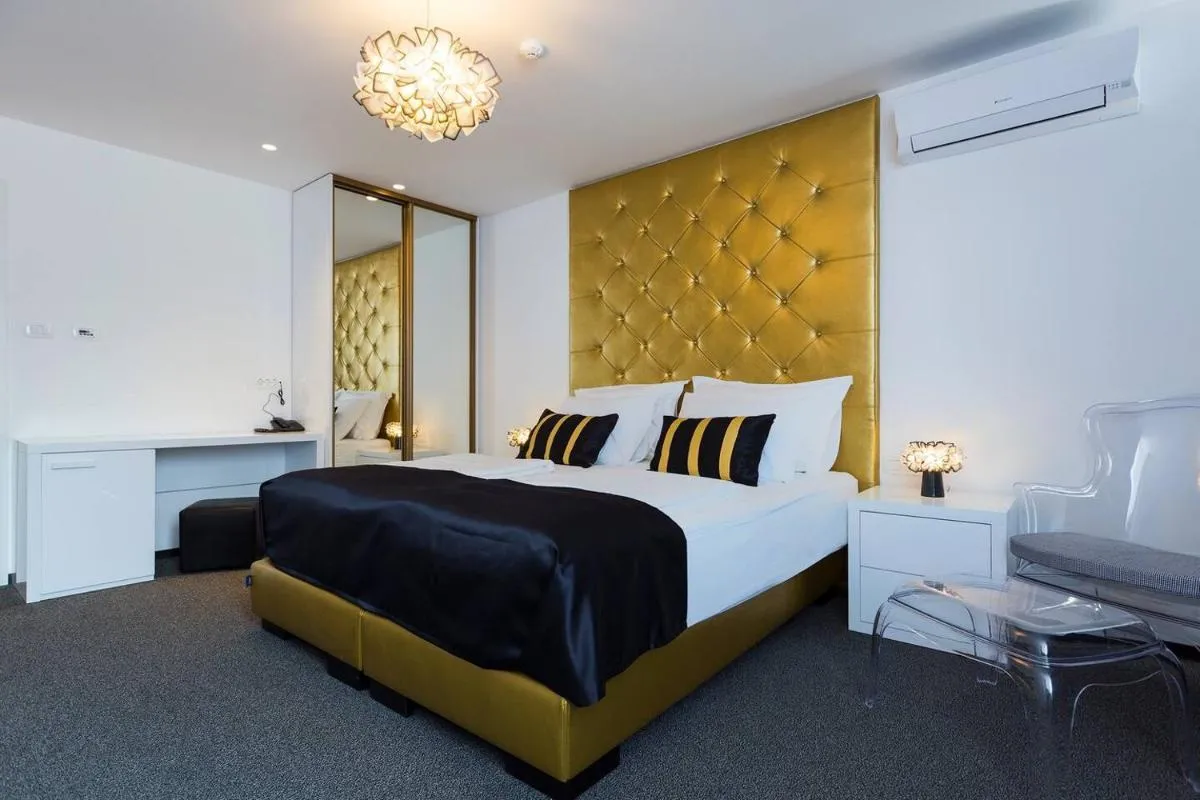 Image 5 of B Gold Luxury rooms B&B