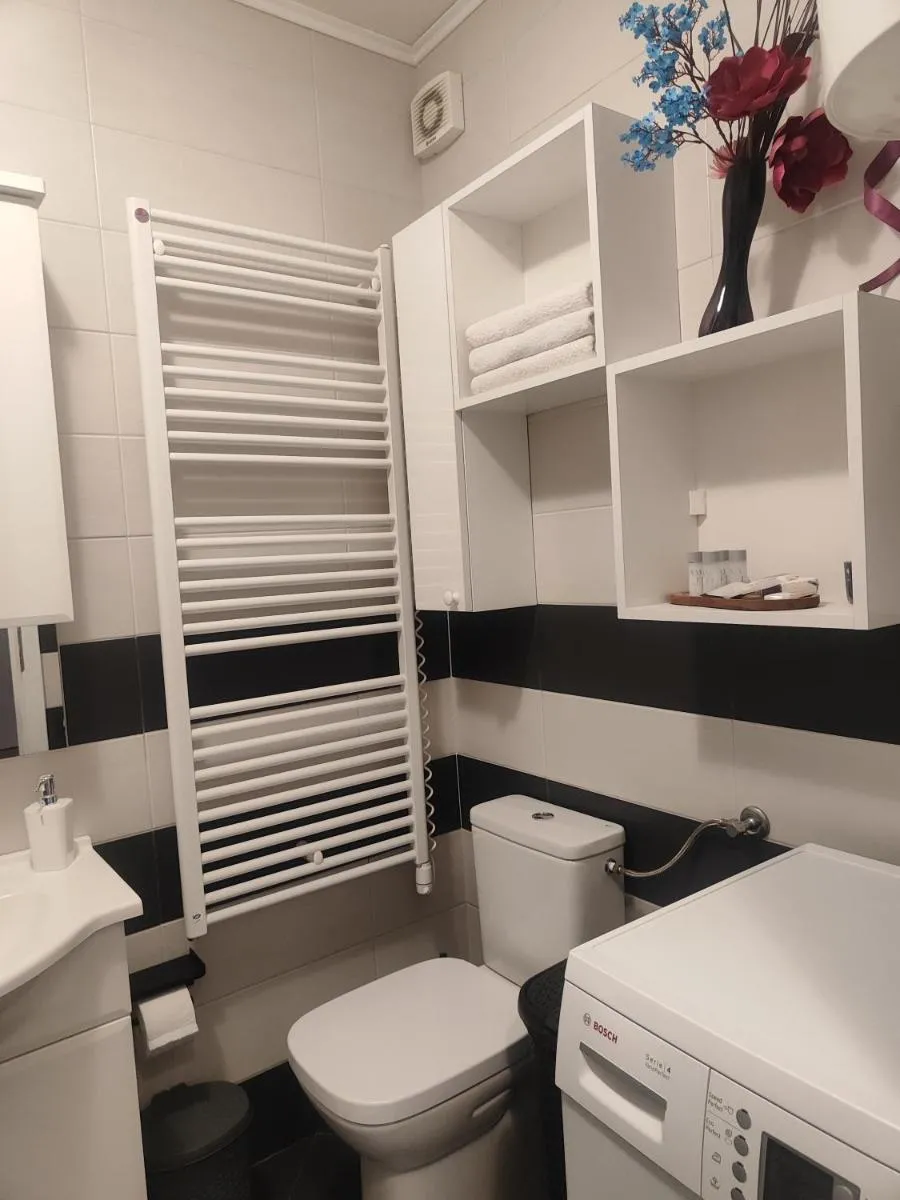 Image 5 of Beach Pearl Apartment