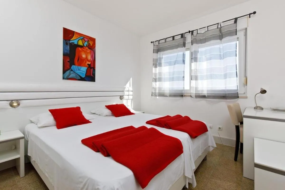 Image 6 of Beautiful Apartments with a balcony next to the beach