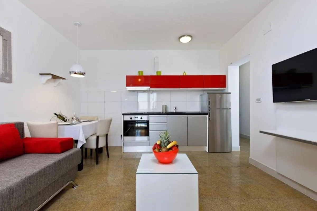 Image 4 of Beautiful Apartments with a balcony next to the beach