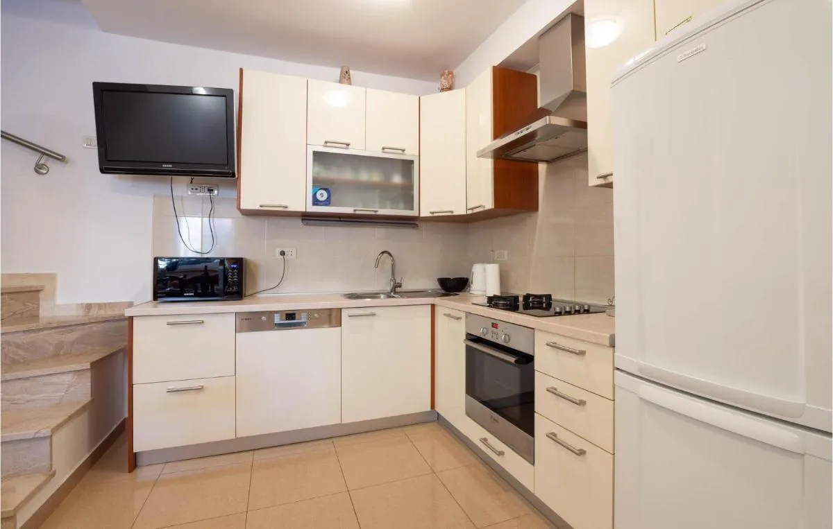 Image 4 of Beautiful Home In Split With Kitchen