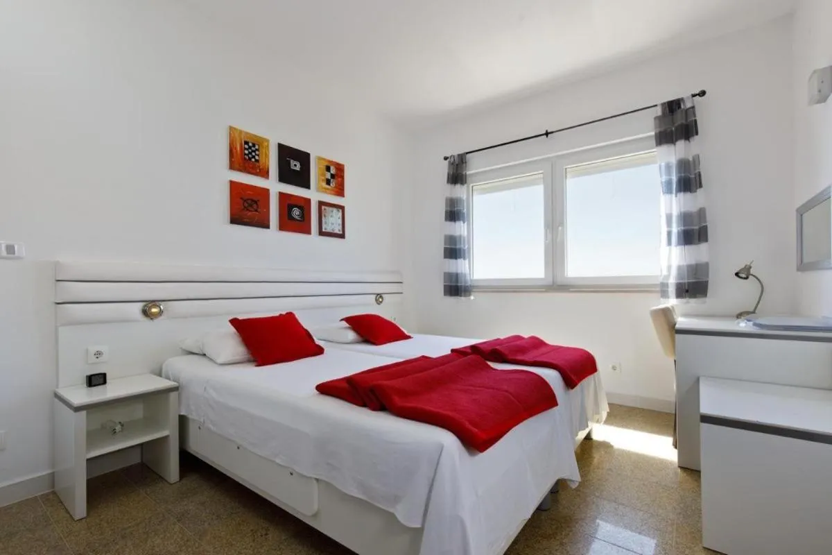 Image 1 of Beautiful apartment for 3 adults next to the beach