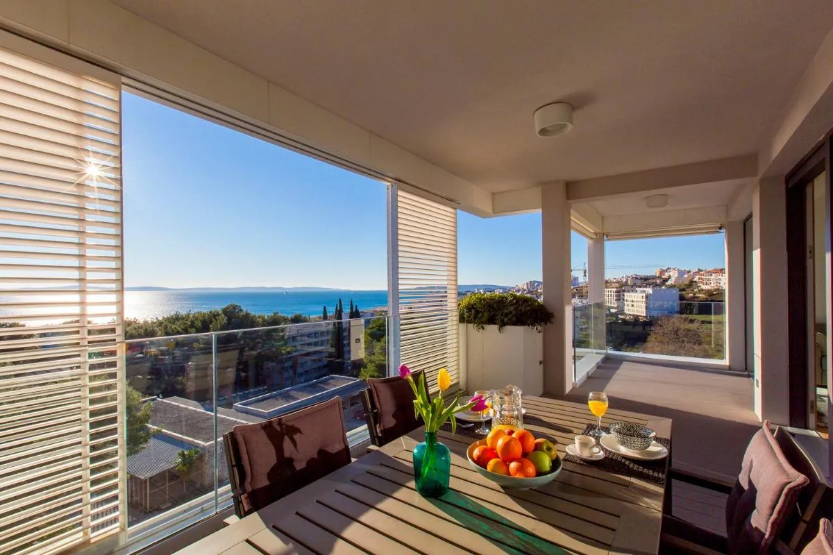 Image 4 of Bel Etage Amora Luxury Seaview Apartment with pool