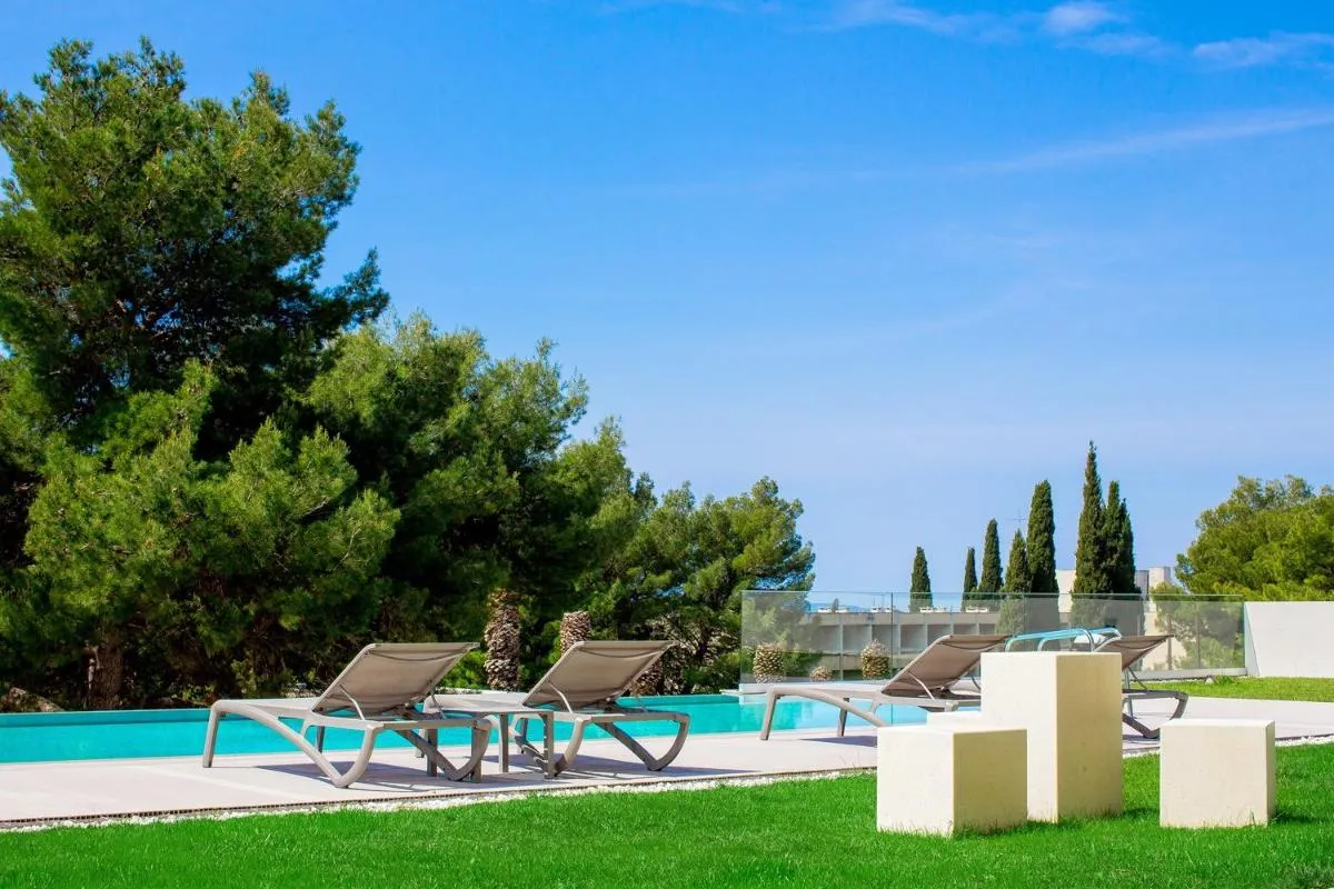 Image 2 of Bel Etage Amora Luxury Seaview Apartment with pool