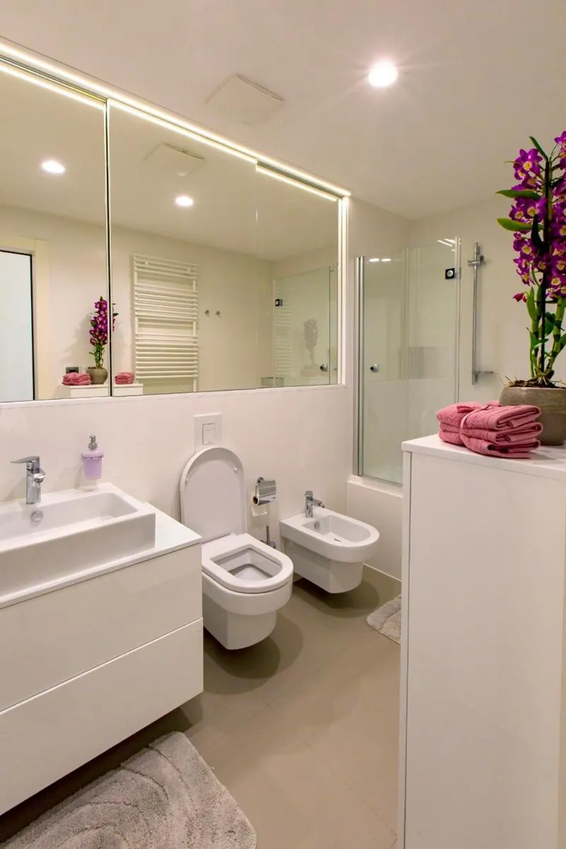 Image 3 of Bel Etage Amora Luxury Seaview Apartment with pool