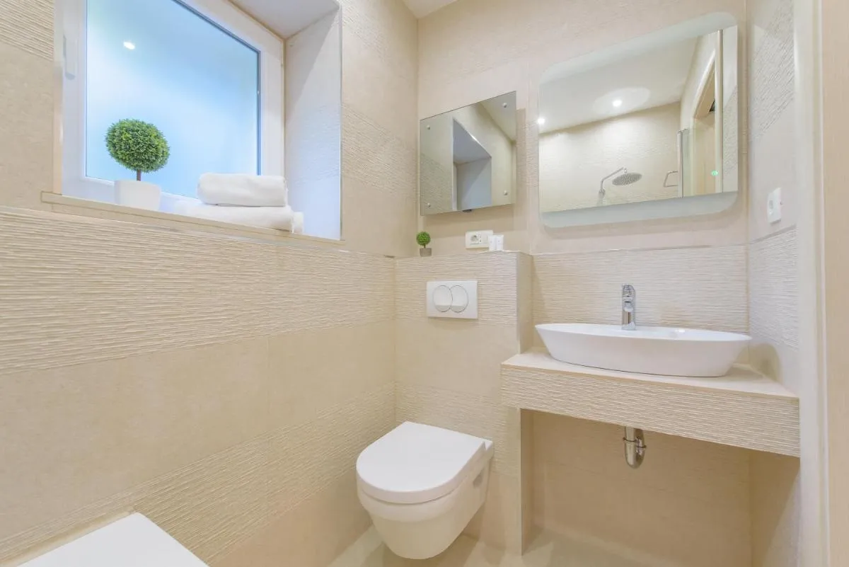 Image 6 of Best location Apartments