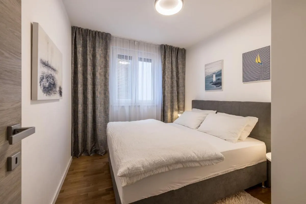 Image 1 of Blue Luxury Apartment