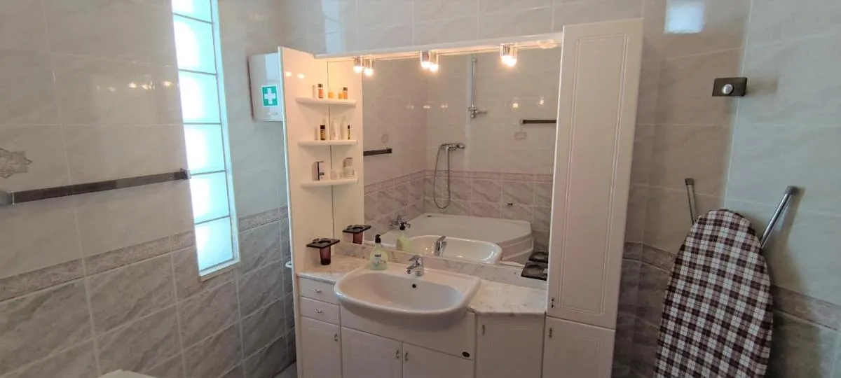 Image 2 of Blue Stella Luxury Apartment
