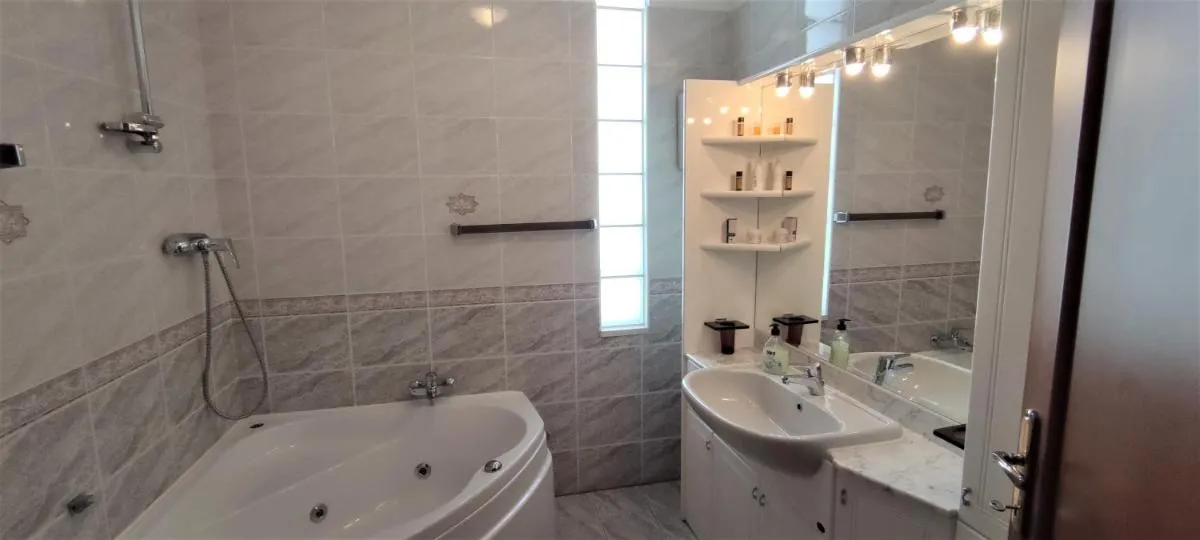 Image 6 of Blue Stella Luxury Apartment