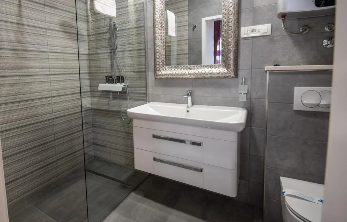 Image 6 of Center Luxury Rooms 2
