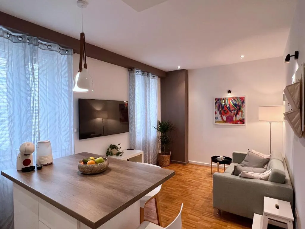 Image of Central Cozy Apartment Near the Beach