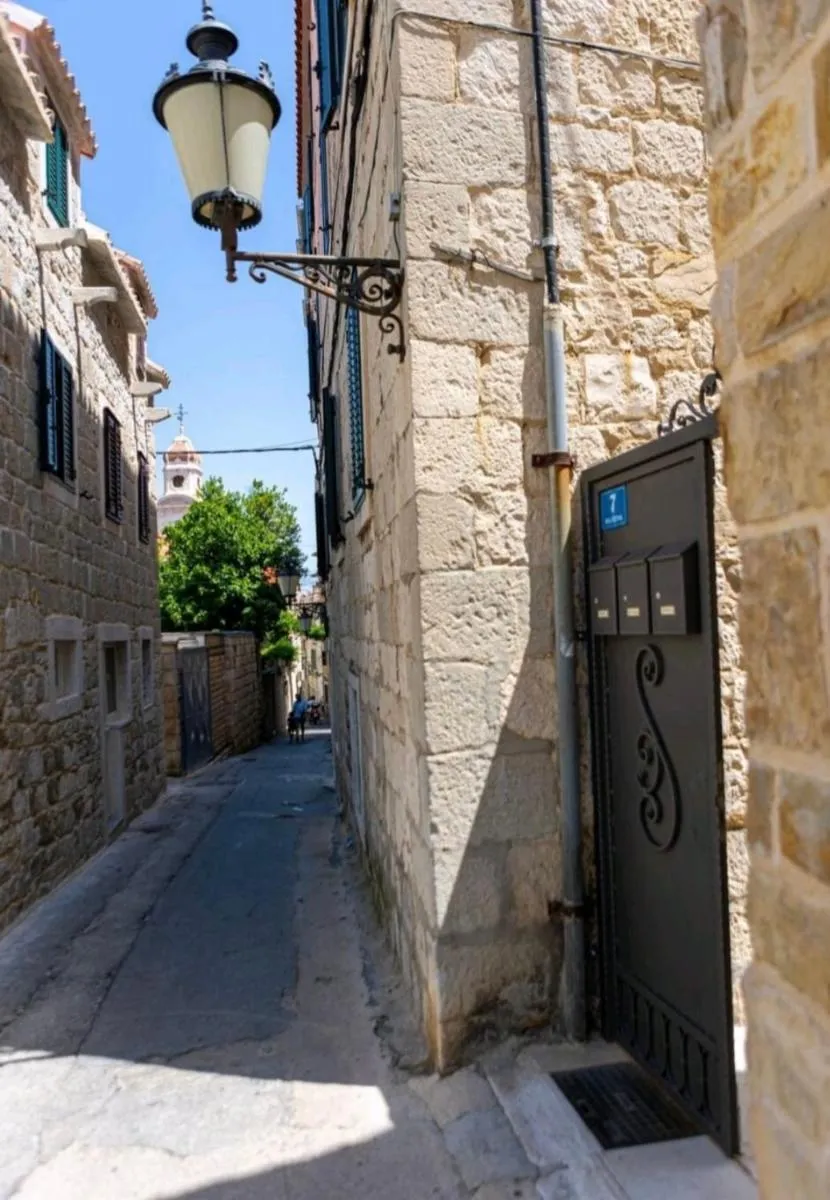 Image 5 of Central Old Town Rooms 1